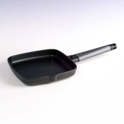 ASADOR CON MANGO Castey 4P22  NEGRO 22 x 22 CM